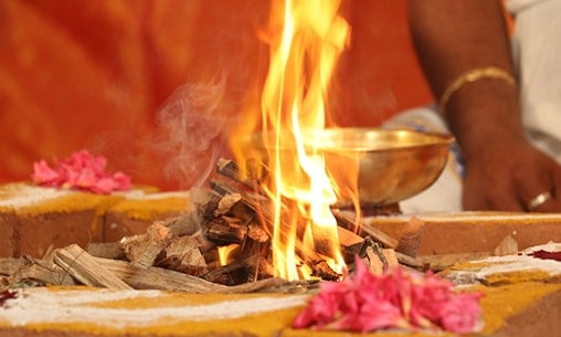 5-Priest Atharvana Pratyangira Fire Lab to Shield Against Curses, Afflictions & Malevolence on Krishna Paksha Ashtami Day 