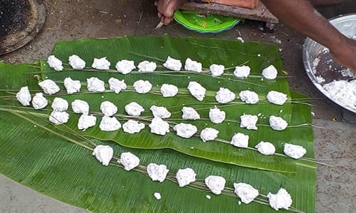 Pinda Dhanam (Offering of Rice Balls with Sesame & Clarified Butter) at Pancha Ghat (Sin-Dissolving Bank of River Ganga) at Varanasi Powerspot